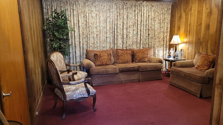 Adams-Foster-Ray Funeral Home gallery image 2